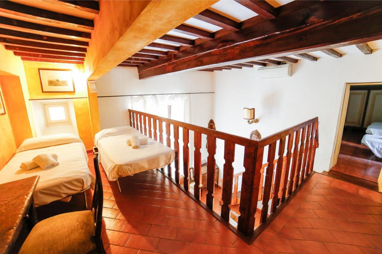 Traditional Apt Close To The Duomo - Private Yard! Florence Exterior photo